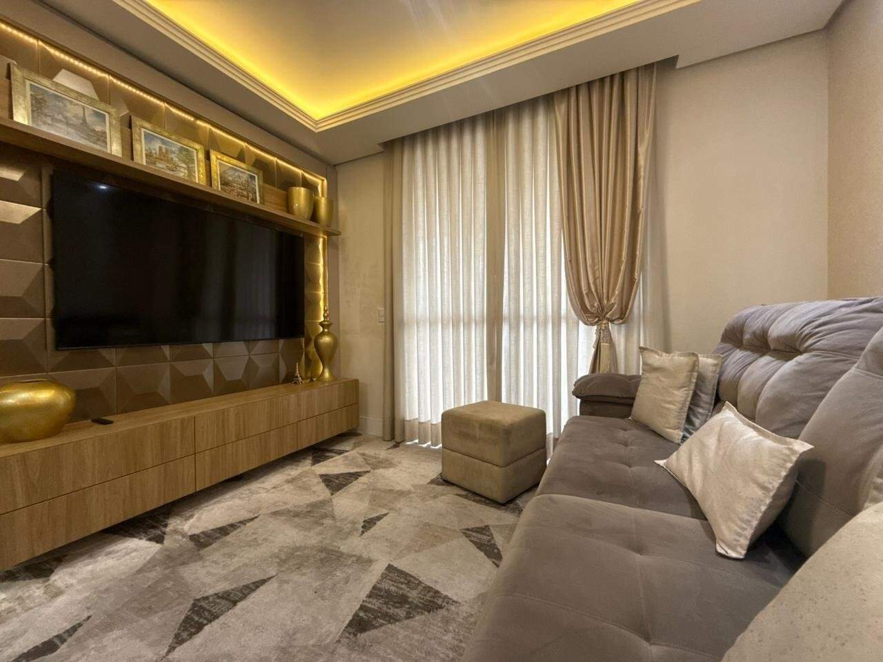 Apartamento à venda no PRAIA COMPRIDA: 