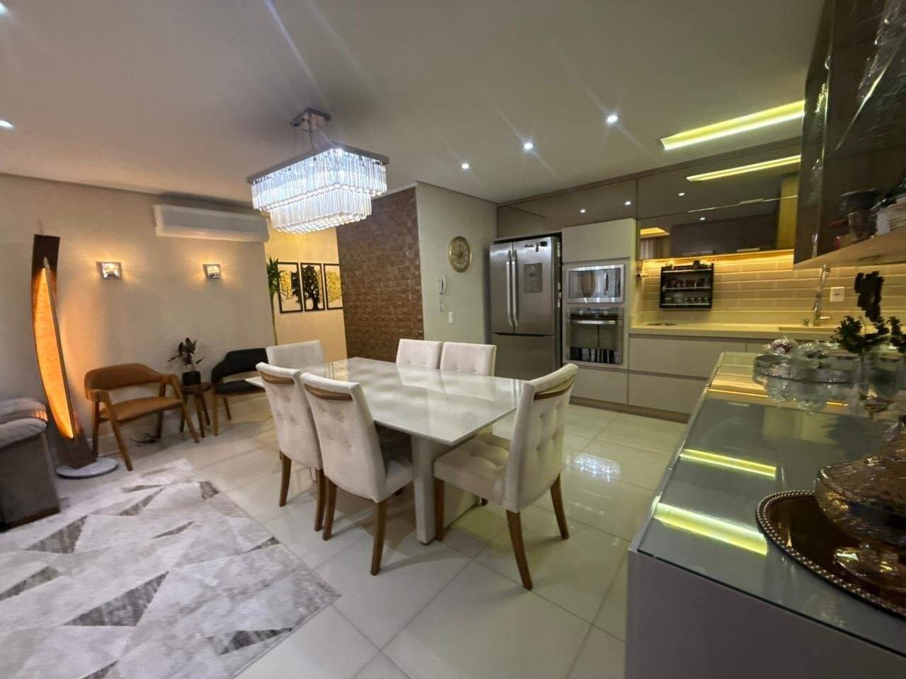Apartamento à venda no PRAIA COMPRIDA: 