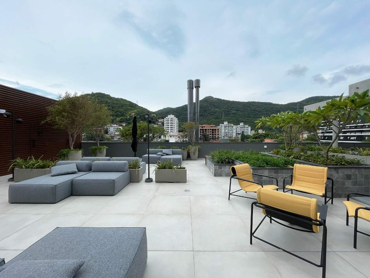 Apartamento para aluguel no Saco Grande: 