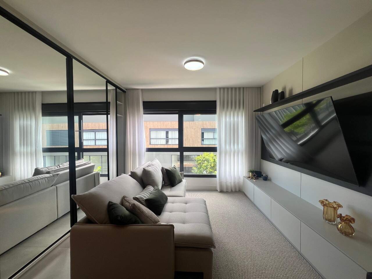 Apartamento para aluguel no Saco Grande: 