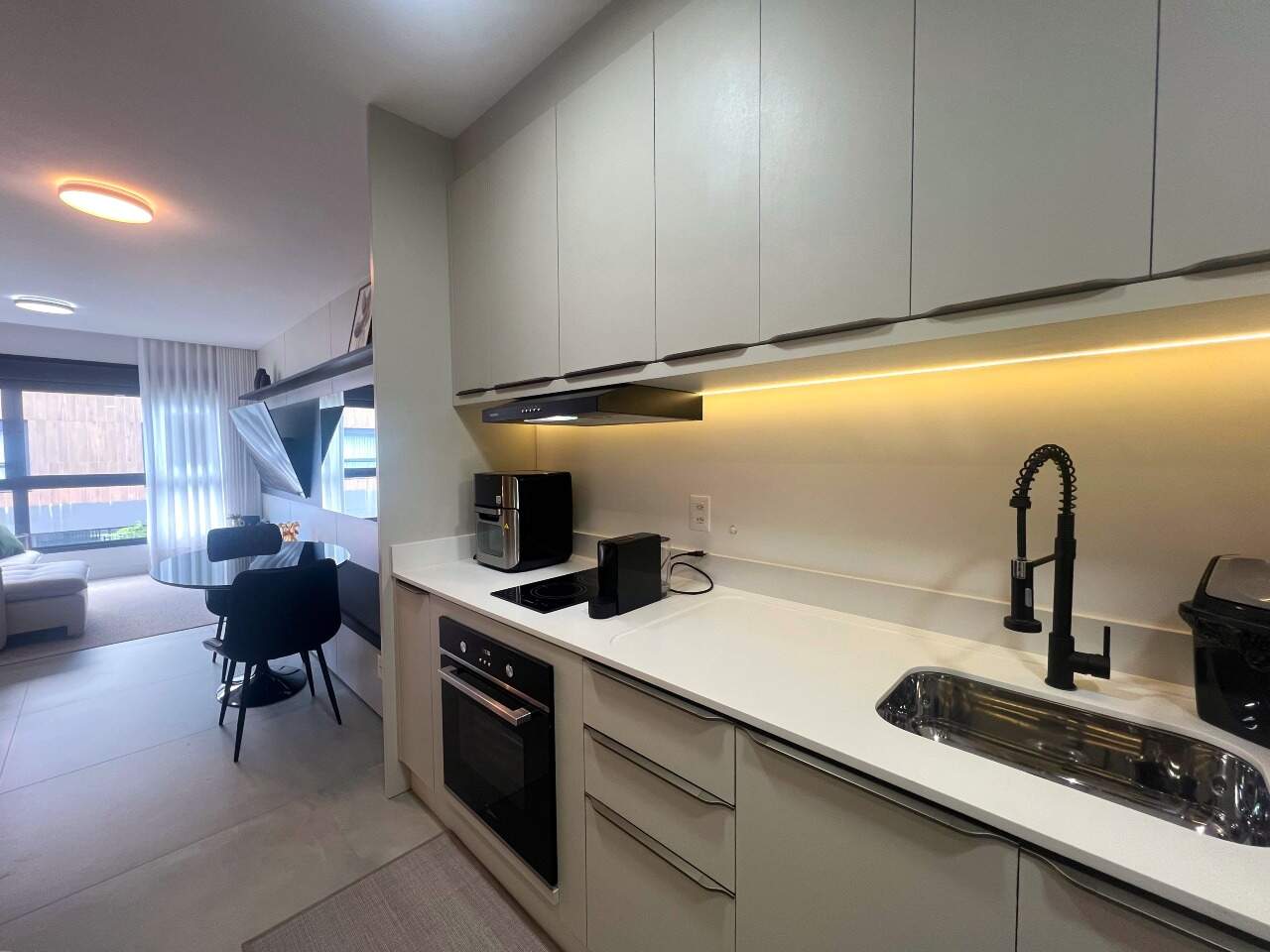 Apartamento para aluguel no Saco Grande: 