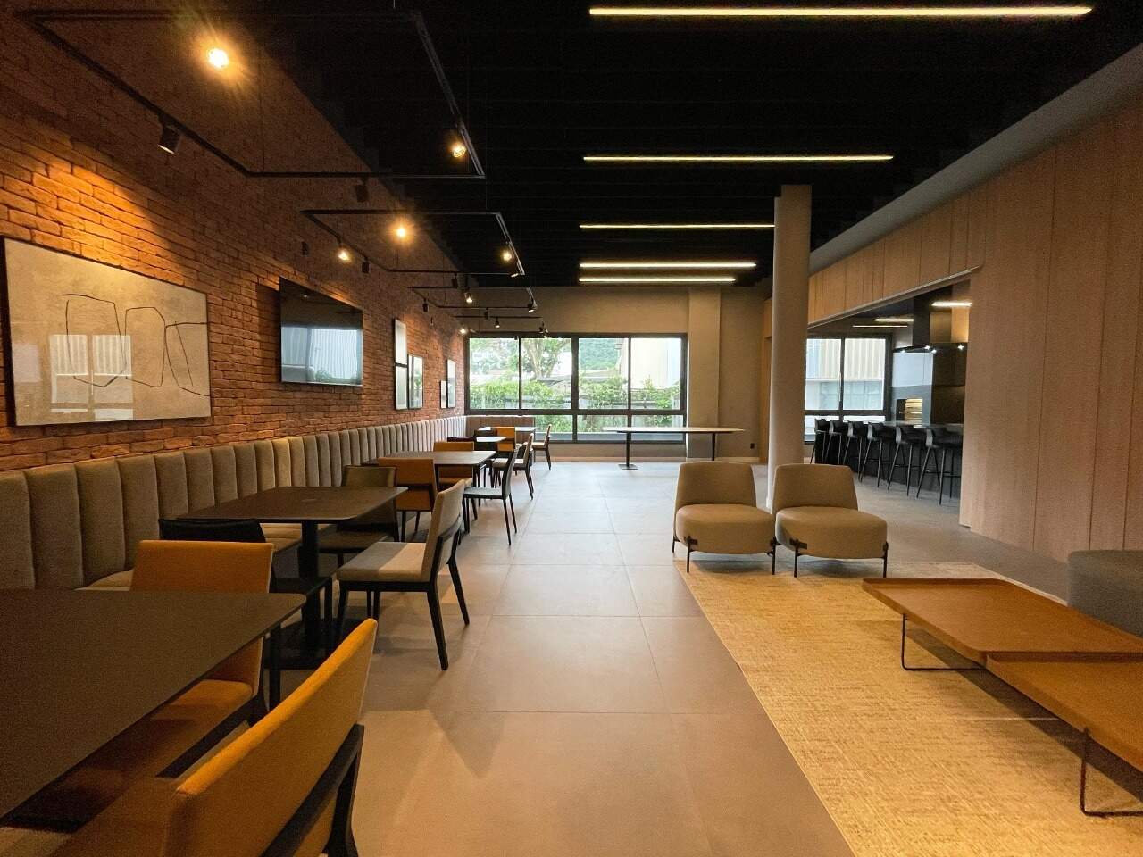 Apartamento para aluguel no Saco Grande: 