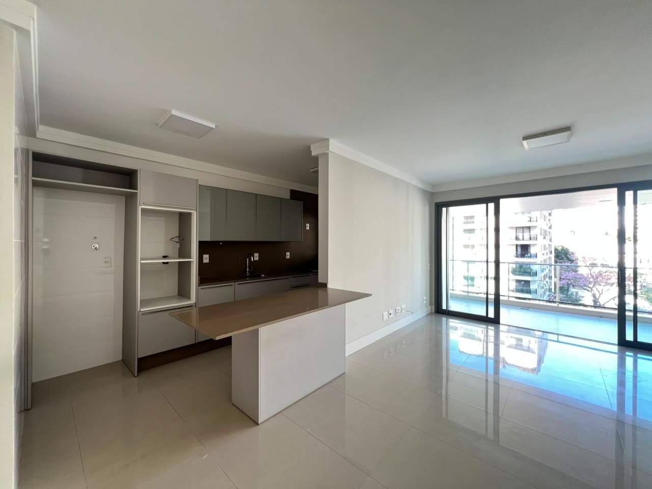 Apartamento para aluguel no Centro: 