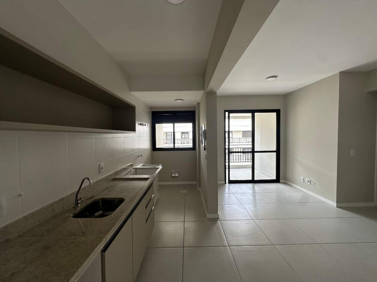 Apartamento para aluguel no Itacorubi: 
