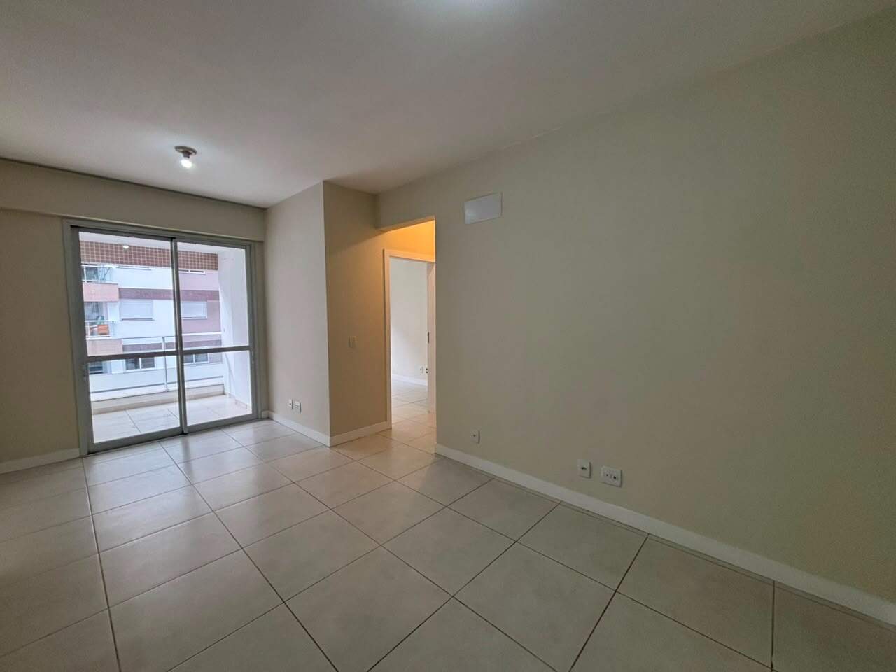 Apartamento para aluguel no Itacorubi: 