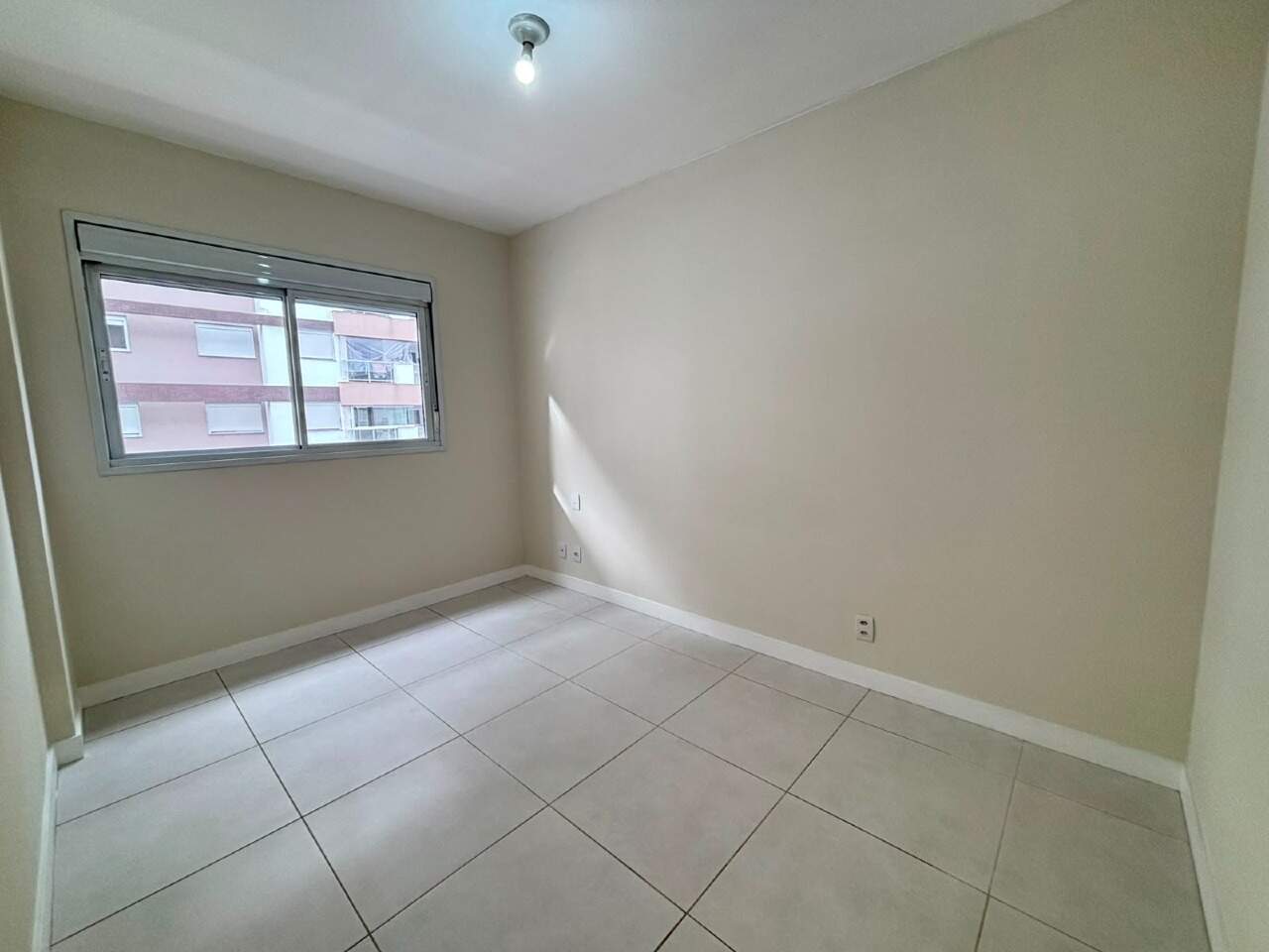 Apartamento para aluguel no Itacorubi: 