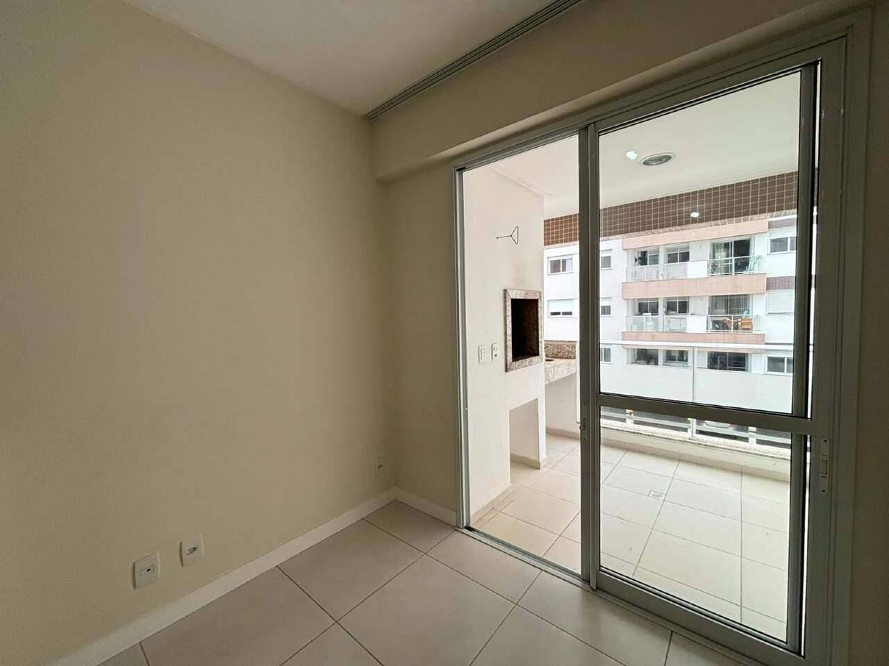 Apartamento para aluguel no Itacorubi: 