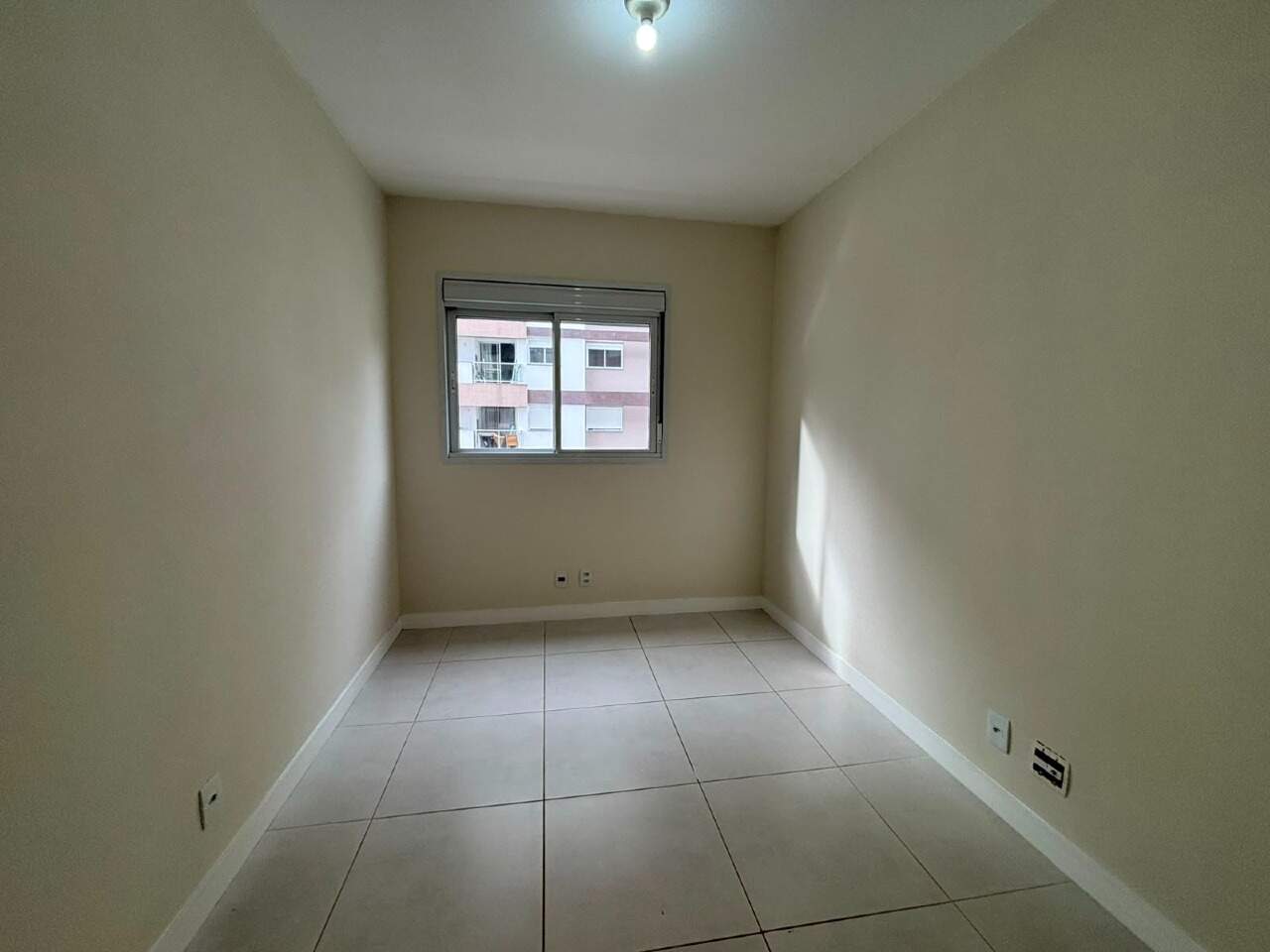 Apartamento para aluguel no Itacorubi: 