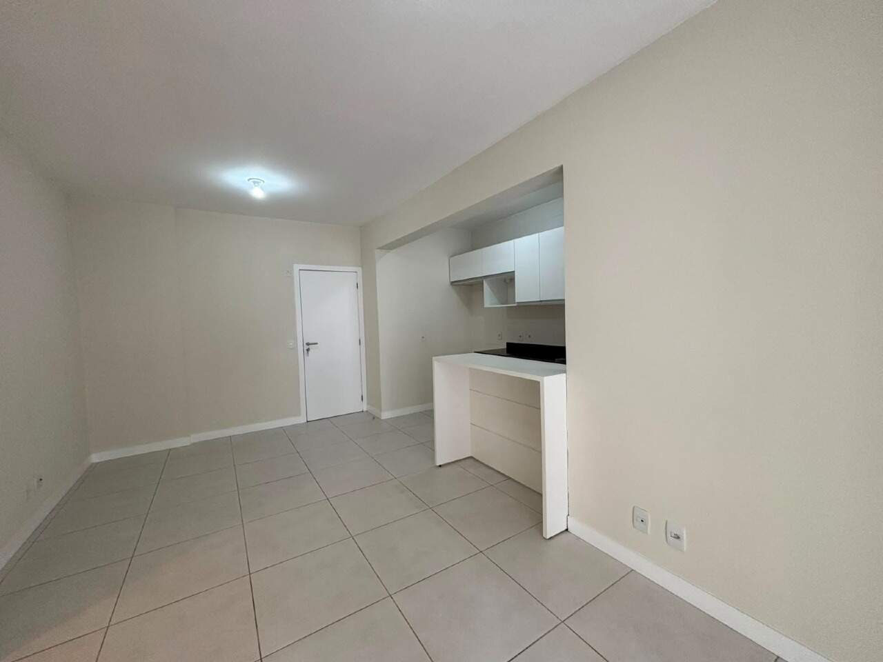 Apartamento para aluguel no Itacorubi: 