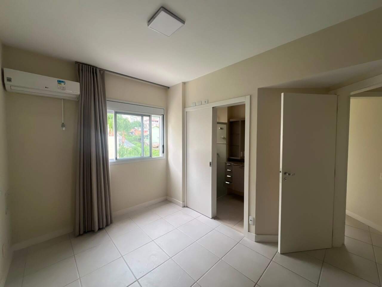 Apartamento para aluguel no Itacorubi: 