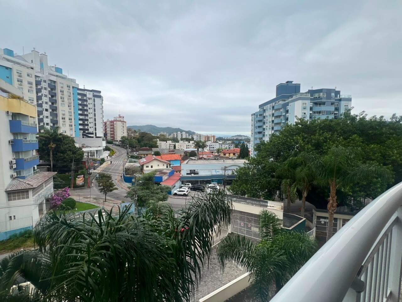 Apartamento para aluguel no Itacorubi: 