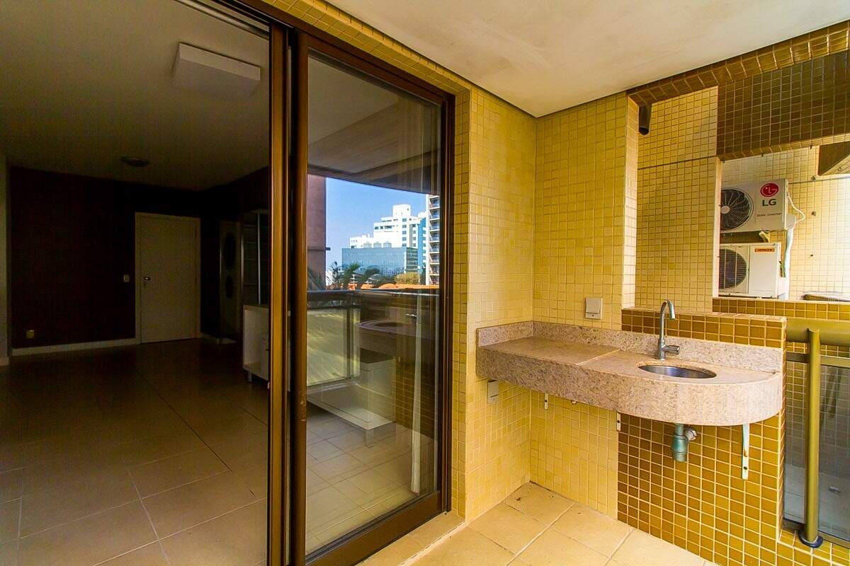 Apartamento para aluguel no Centro: 