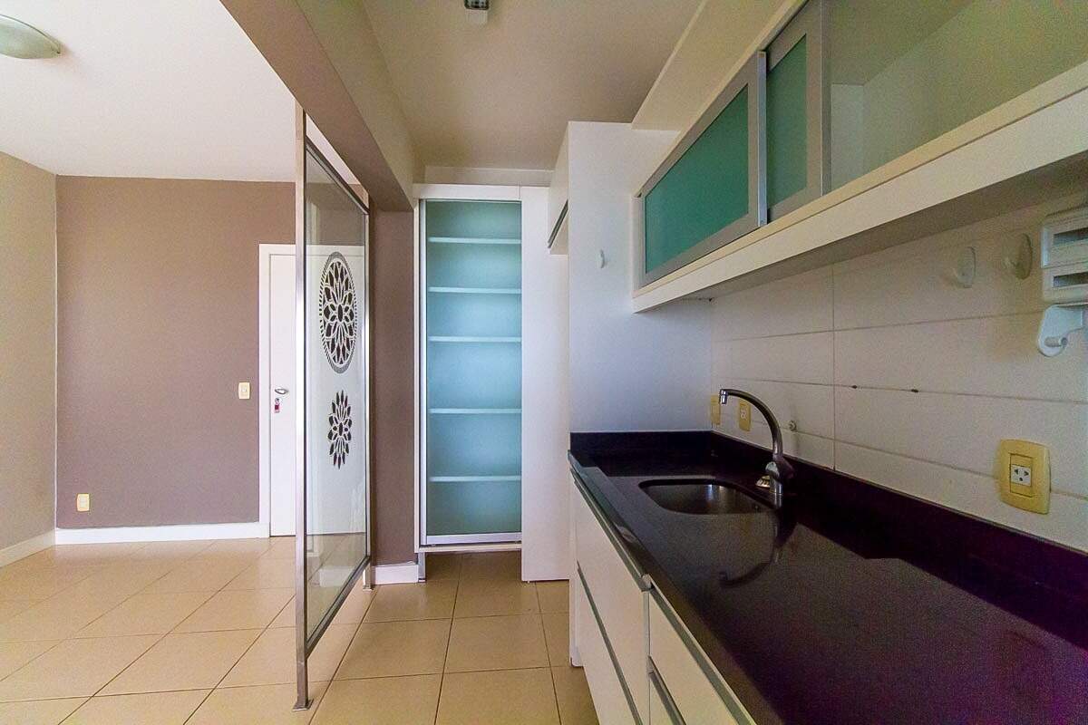 Apartamento para aluguel no Centro: 