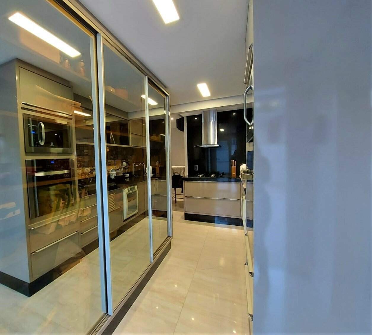 Apartamento à venda no Agronomica: 