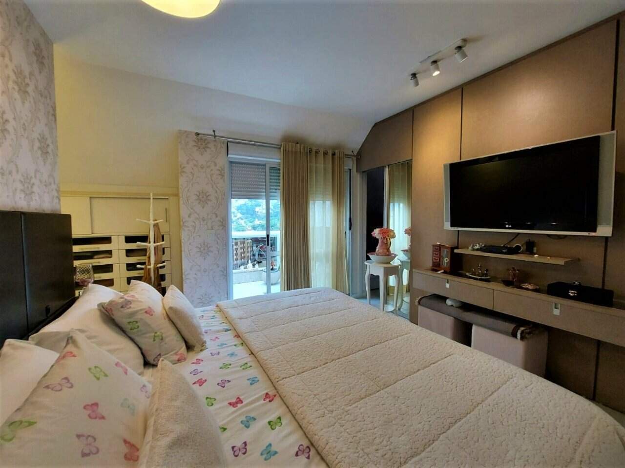 Cobertura duplex à venda no Trindade: 
