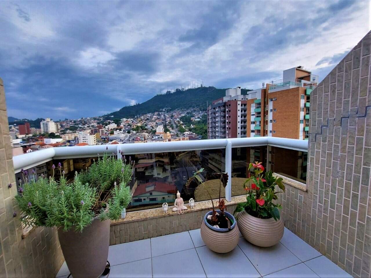 Cobertura duplex à venda no Trindade: 