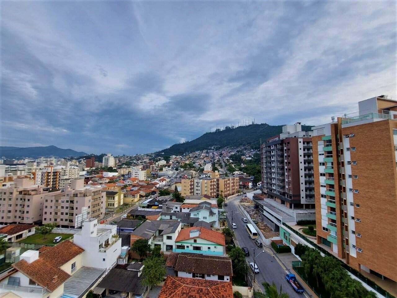 Cobertura duplex à venda no Trindade: 