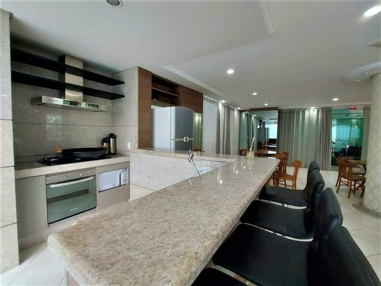 Cobertura duplex à venda no Trindade: 