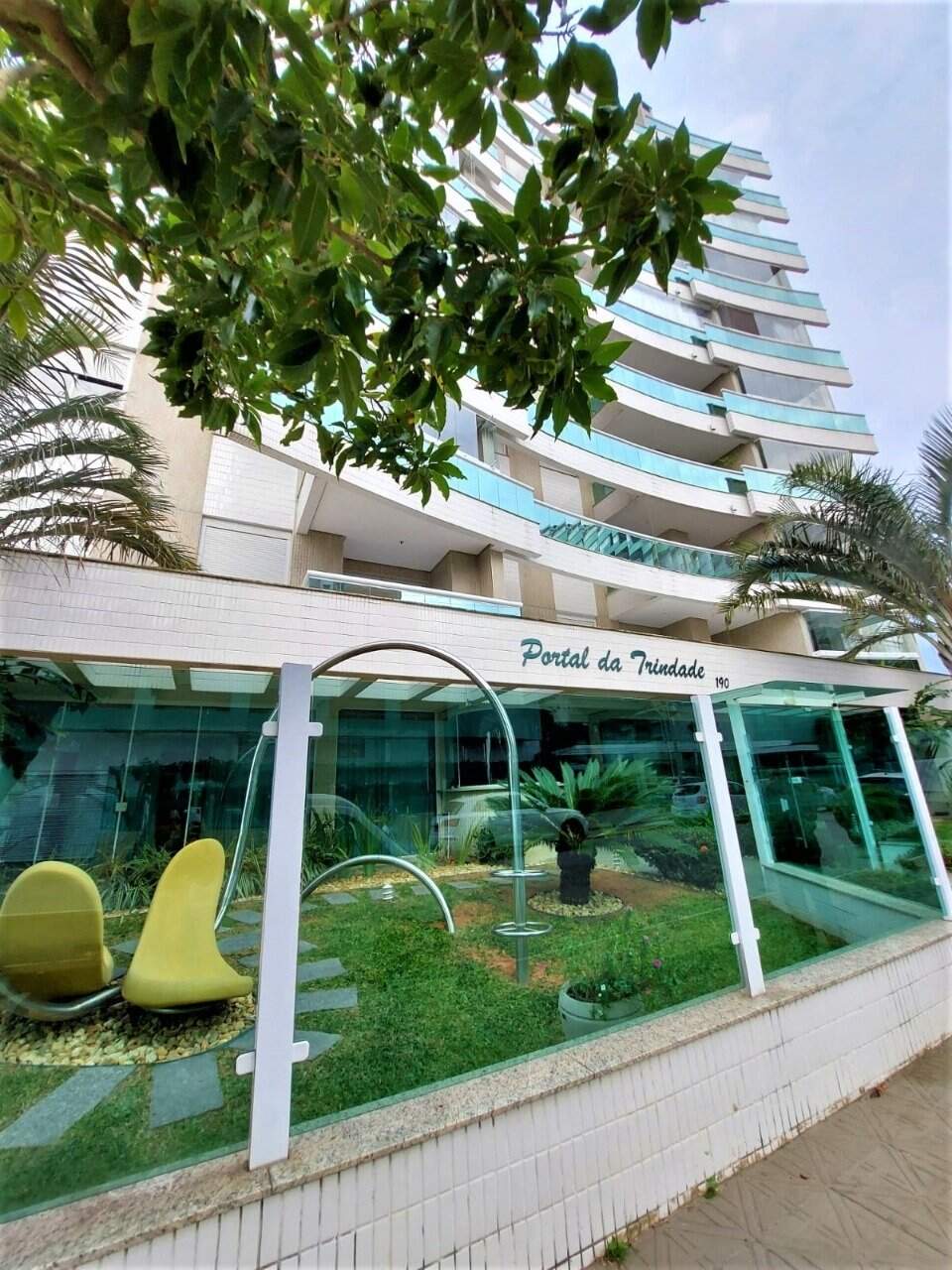 Cobertura duplex à venda no Trindade: 