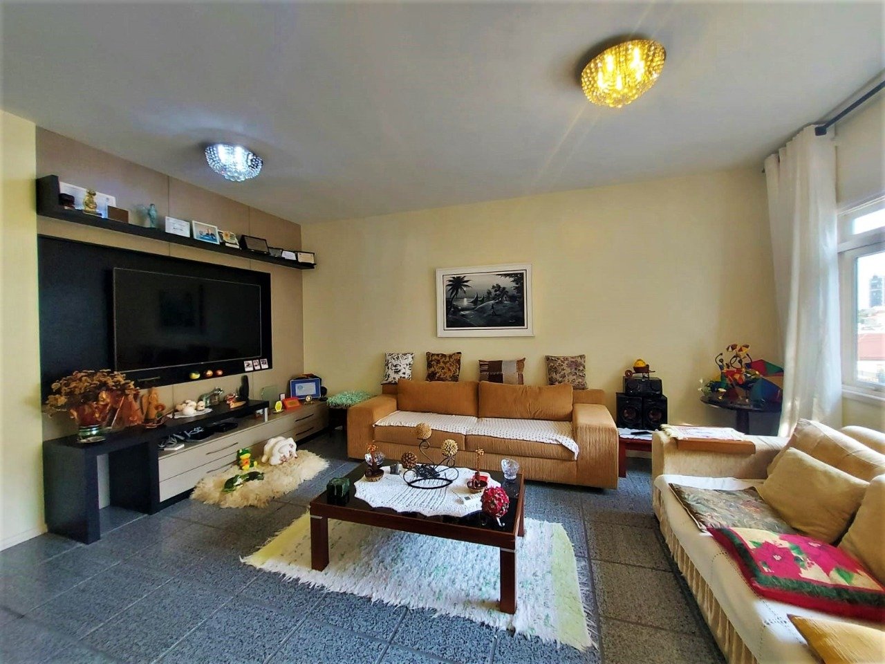 Casa à venda no Coqueiros: 