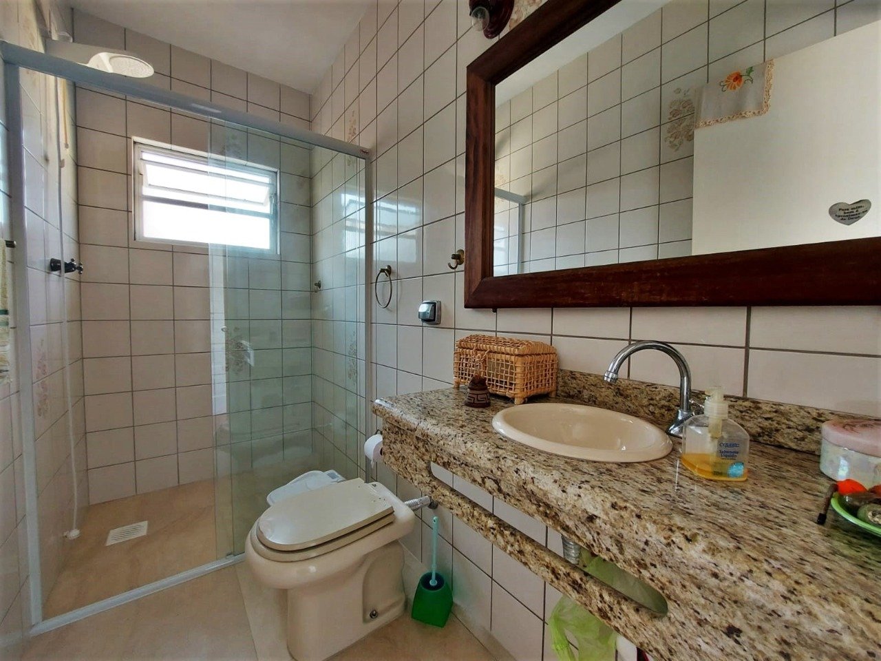 Casa à venda no Coqueiros: 