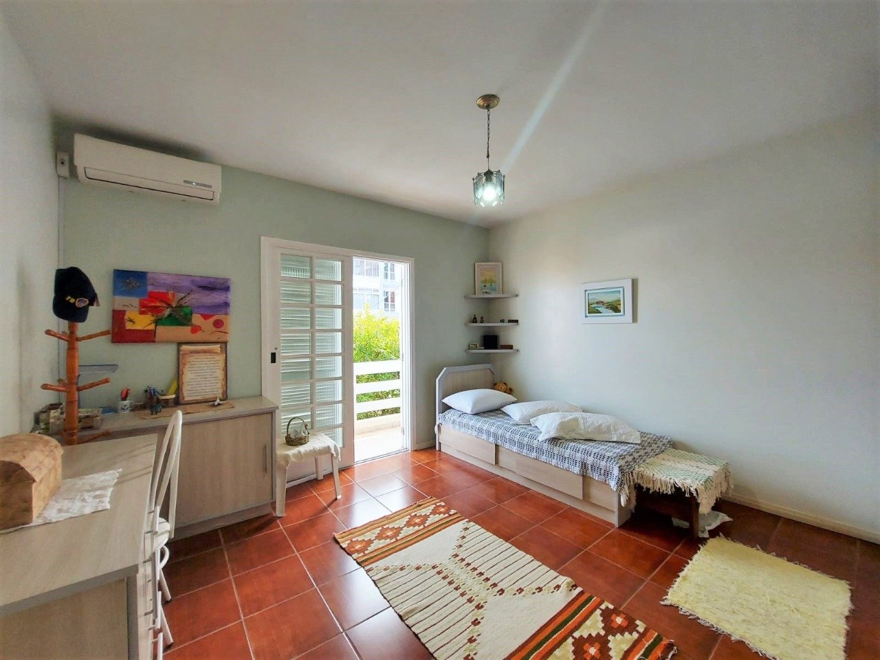 Casa à venda no Coqueiros: 