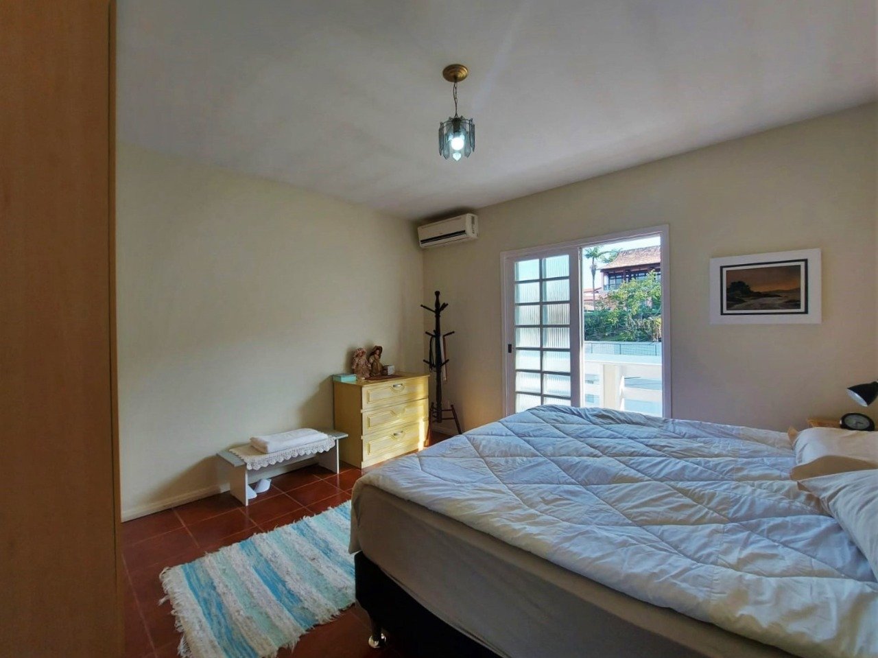 Casa à venda no Coqueiros: 