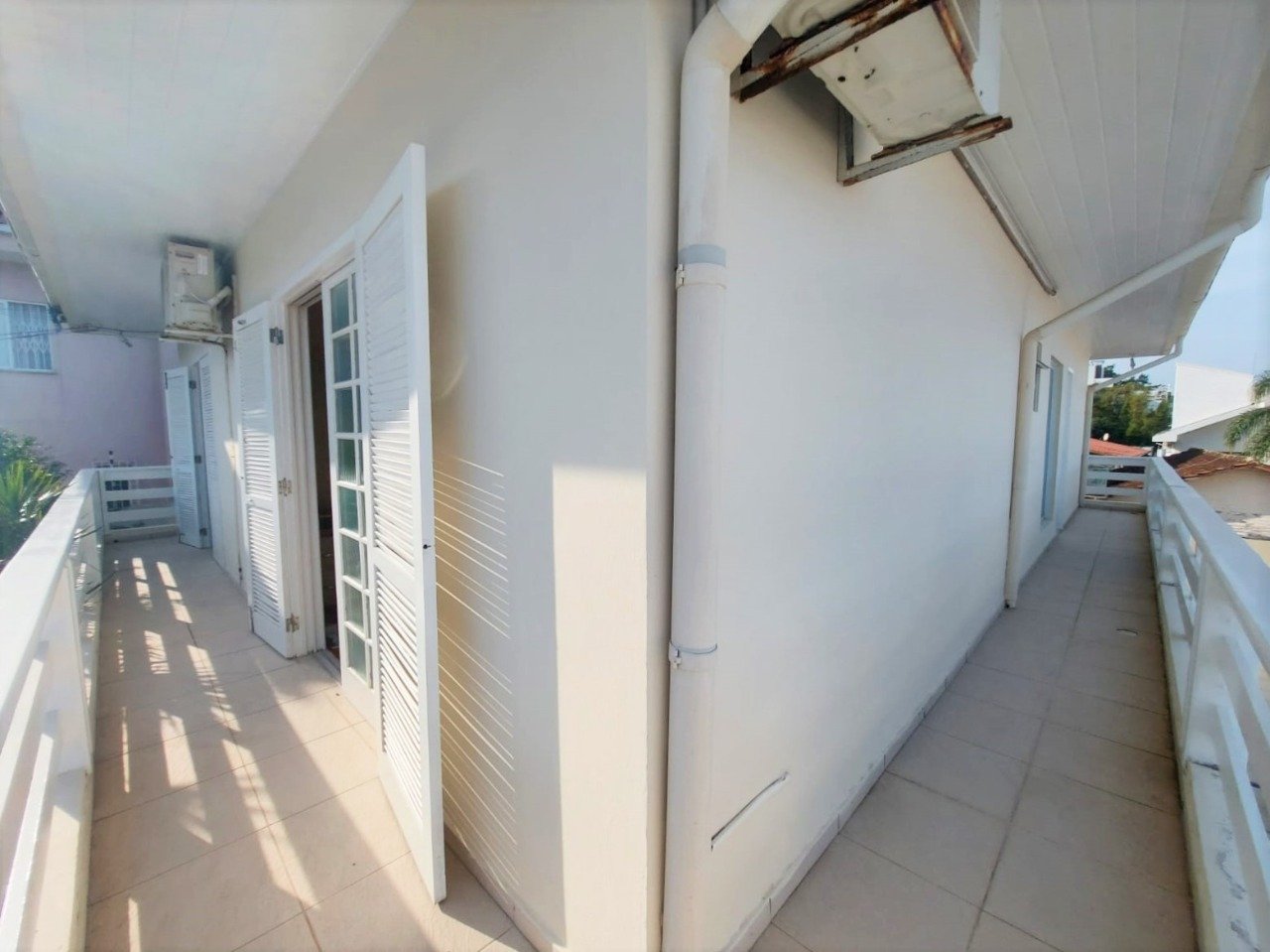 Casa à venda no Coqueiros: 