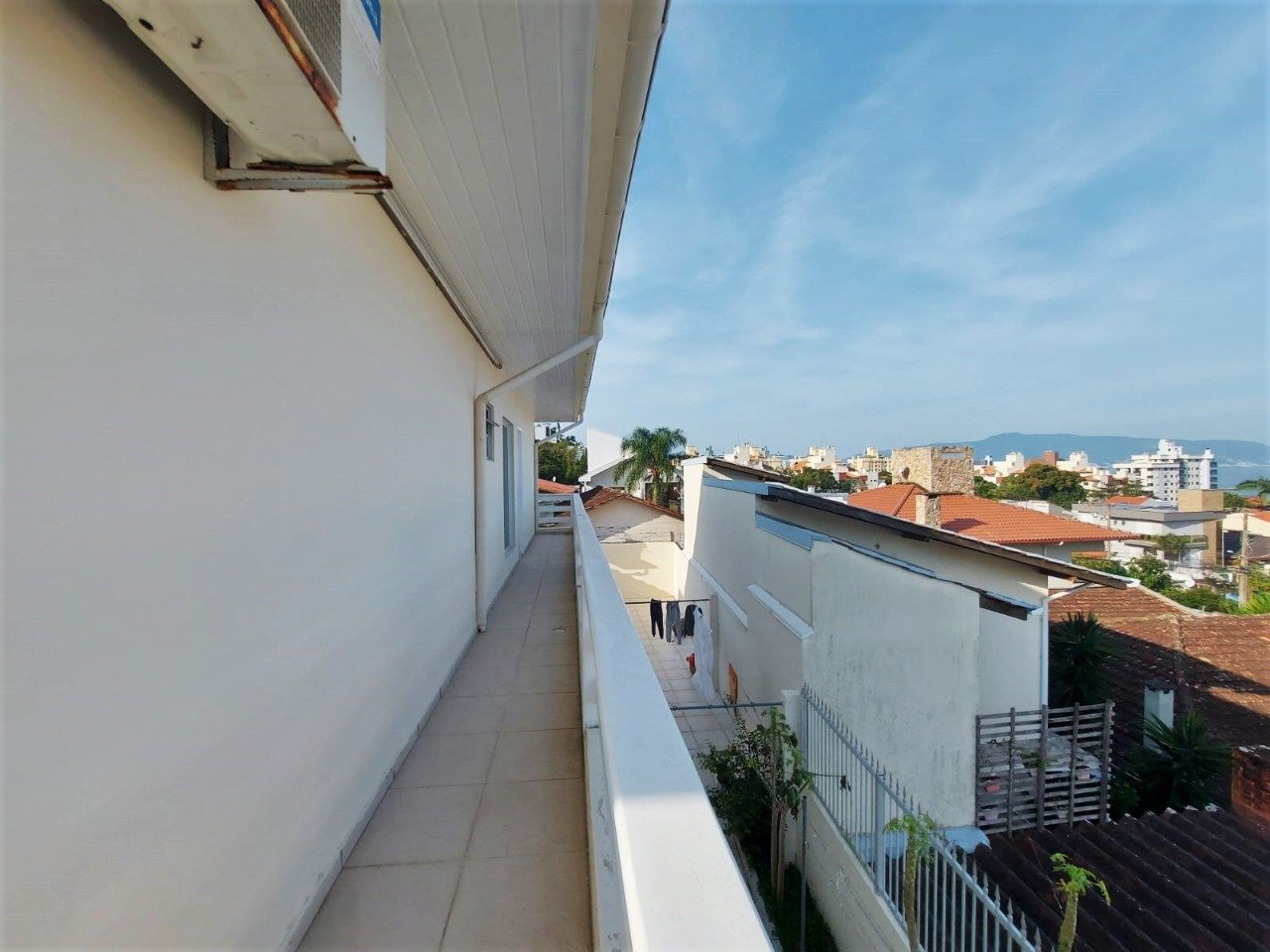 Casa à venda no Coqueiros: 