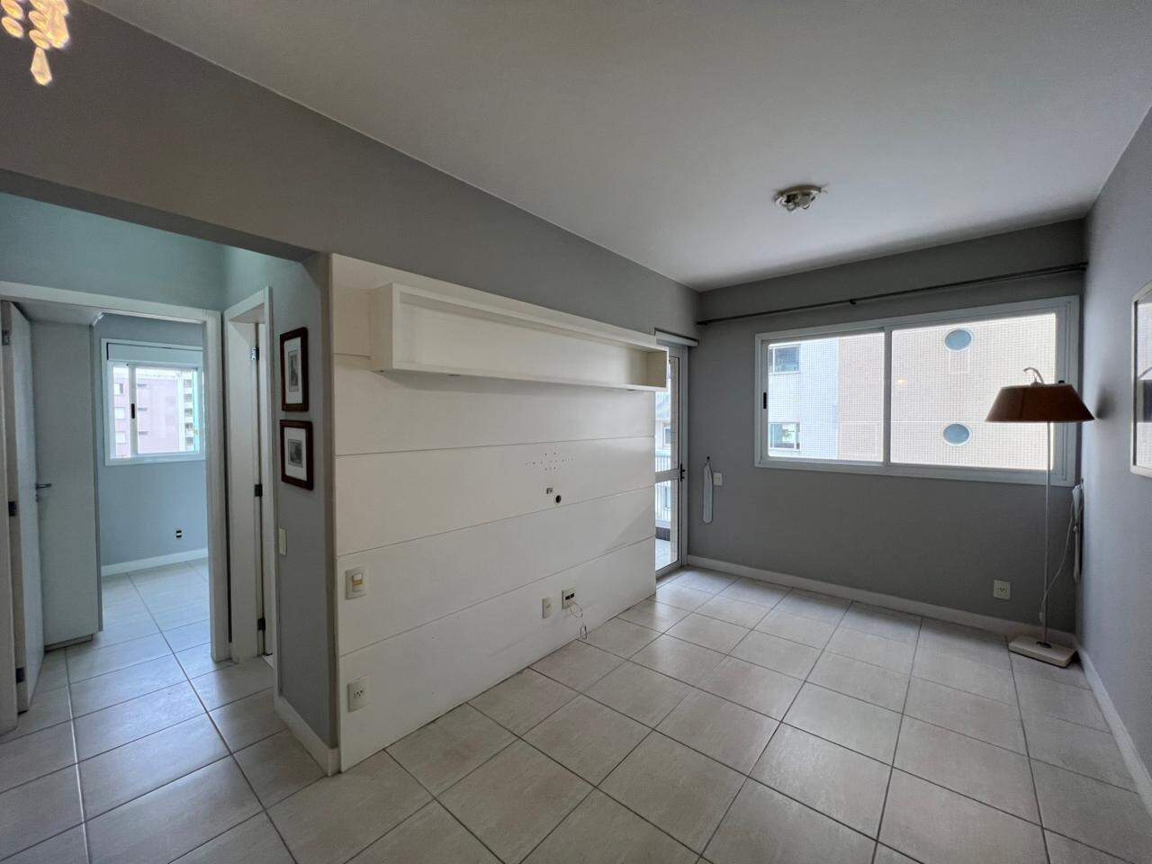 Apartamento para aluguel no Centro: 