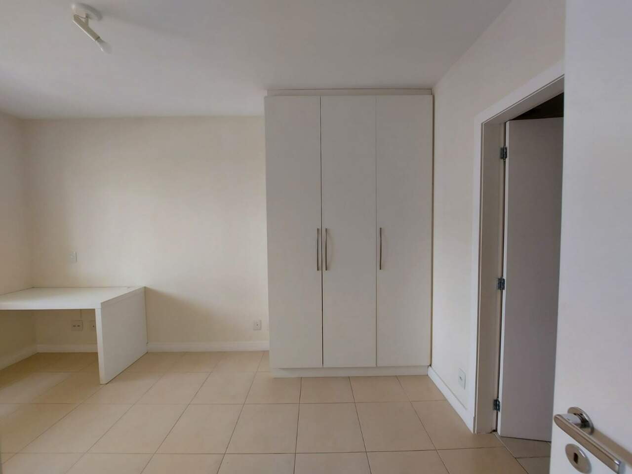 Apartamento para aluguel no Trindade: