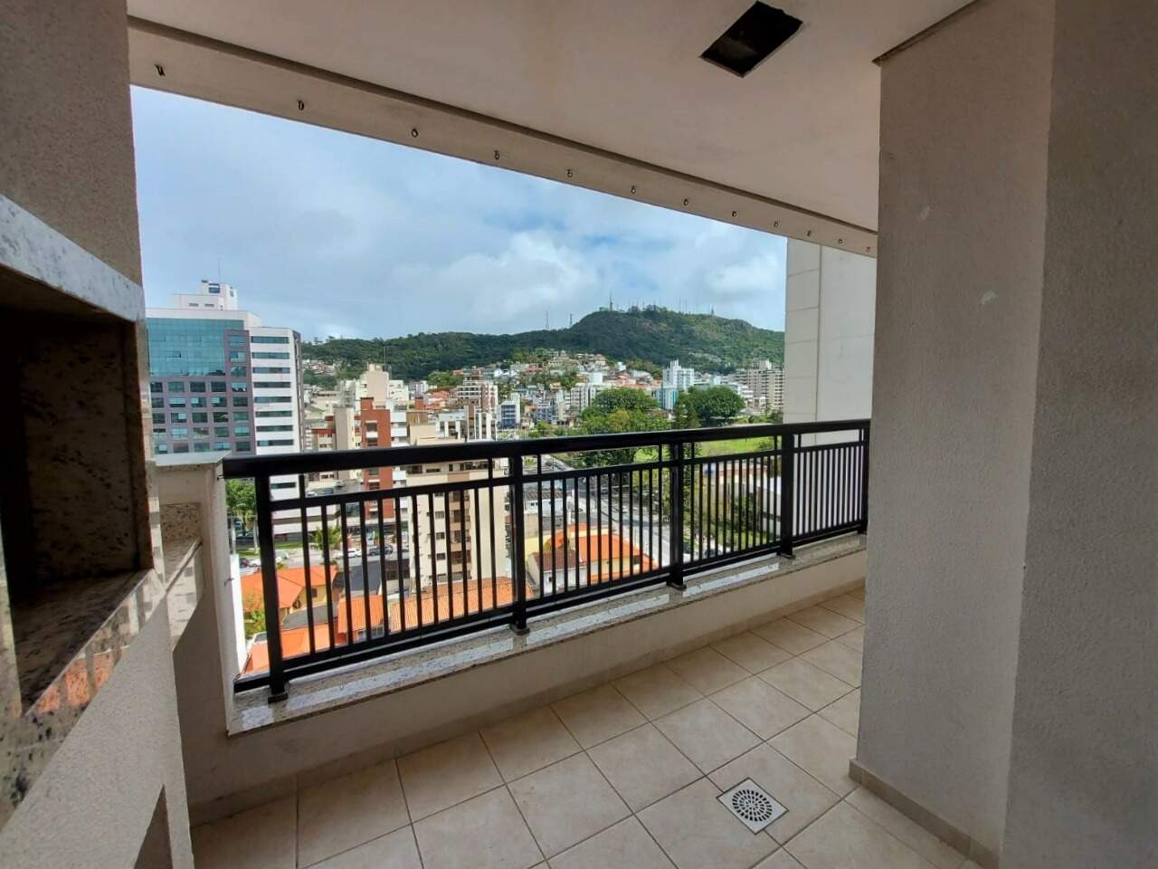 Apartamento para aluguel no Trindade: