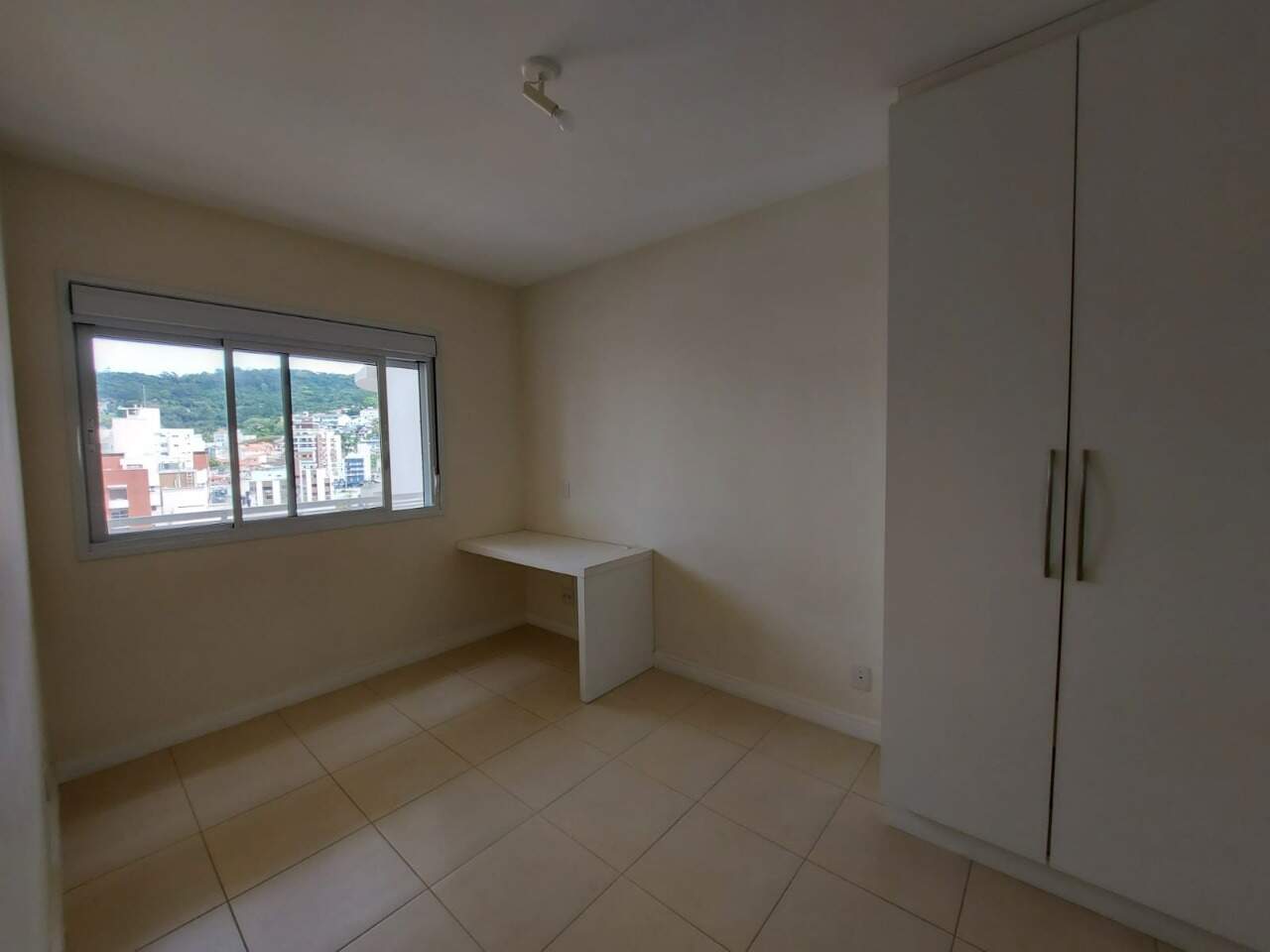 Apartamento para aluguel no Trindade: