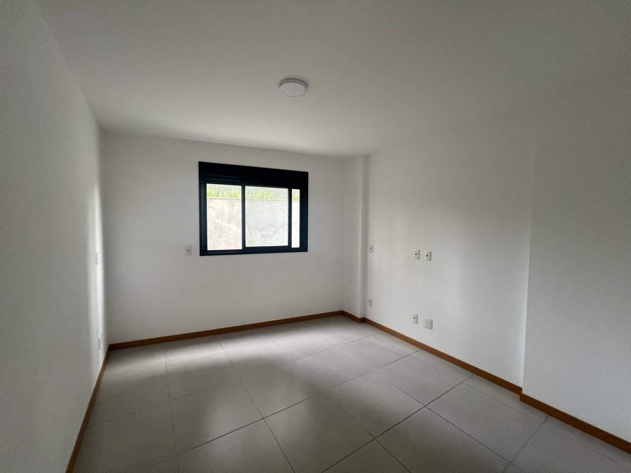 Apartamento para aluguel no Trindade: 