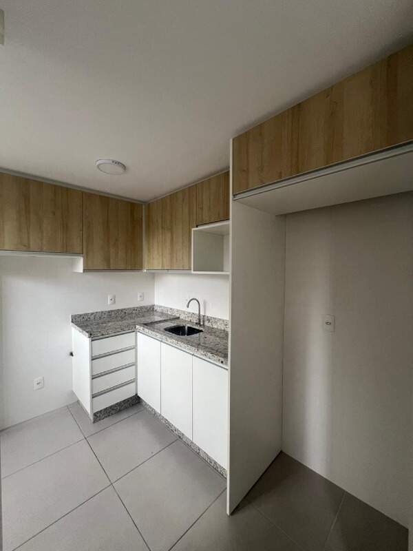 Apartamento para aluguel no Trindade: 