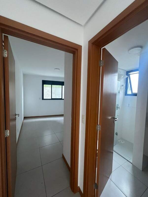 Apartamento para aluguel no Trindade: 