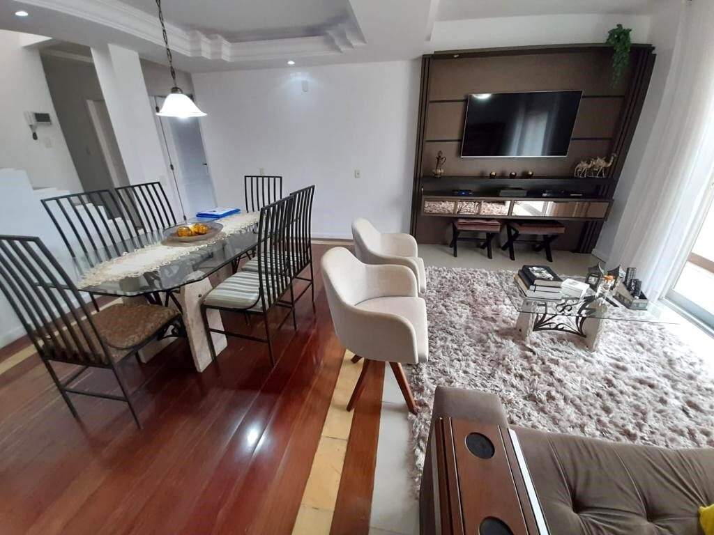 Casa à venda no Carianos:
