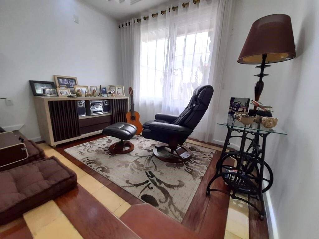 Casa à venda no Carianos: