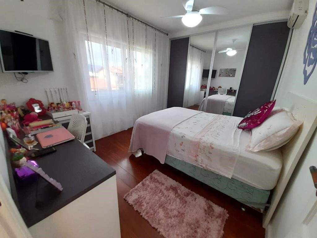 Casa à venda no Carianos: