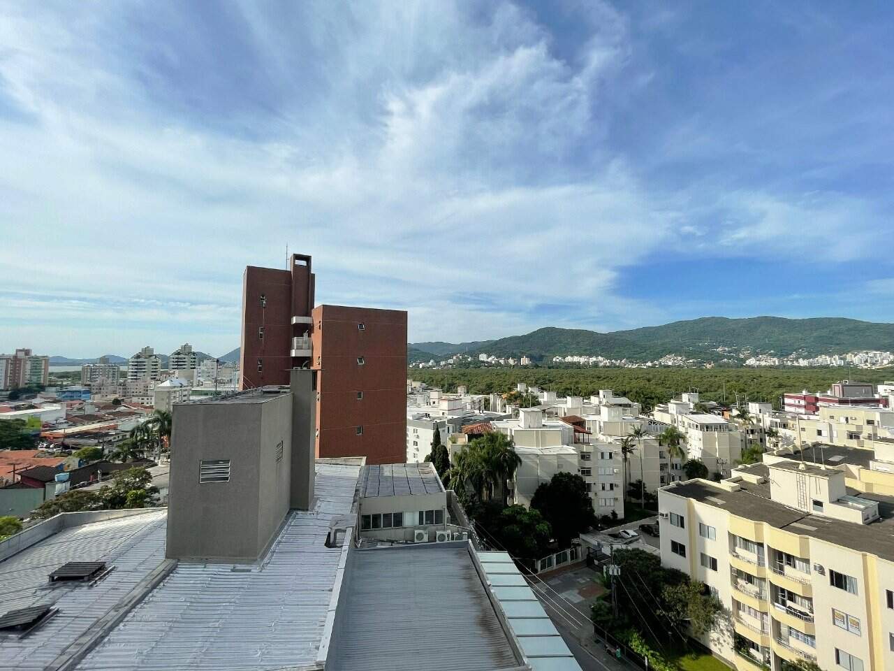 Cobertura duplex à venda no Trindade: 