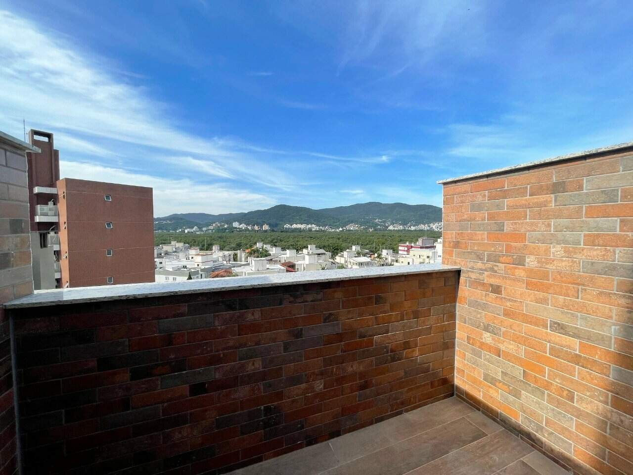Cobertura duplex à venda no Trindade: 