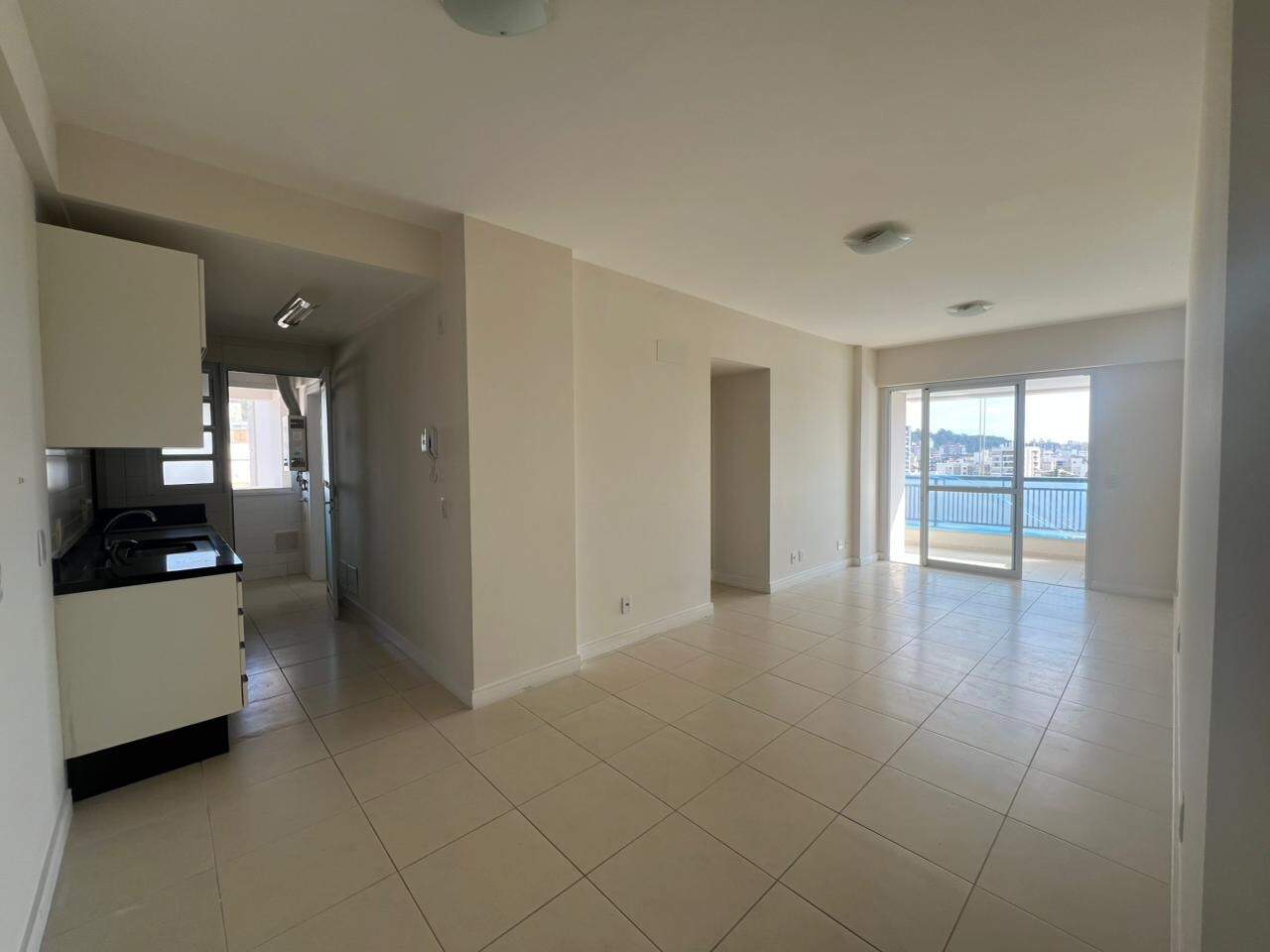 Apartamento para aluguel no Trindade: 