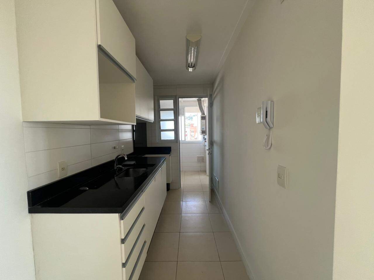 Apartamento para aluguel no Trindade: 
