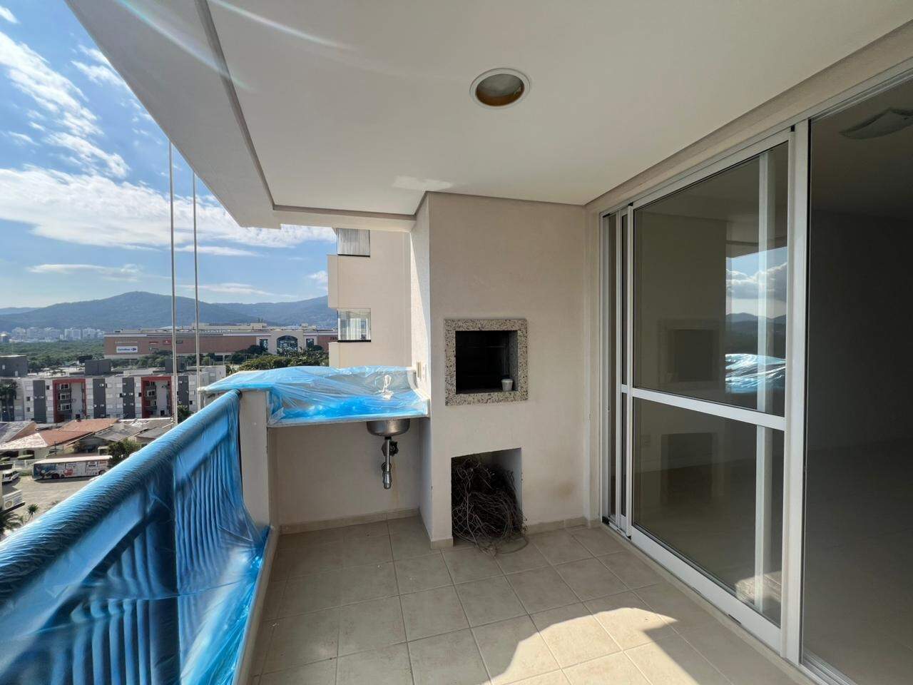 Apartamento para aluguel no Trindade: 
