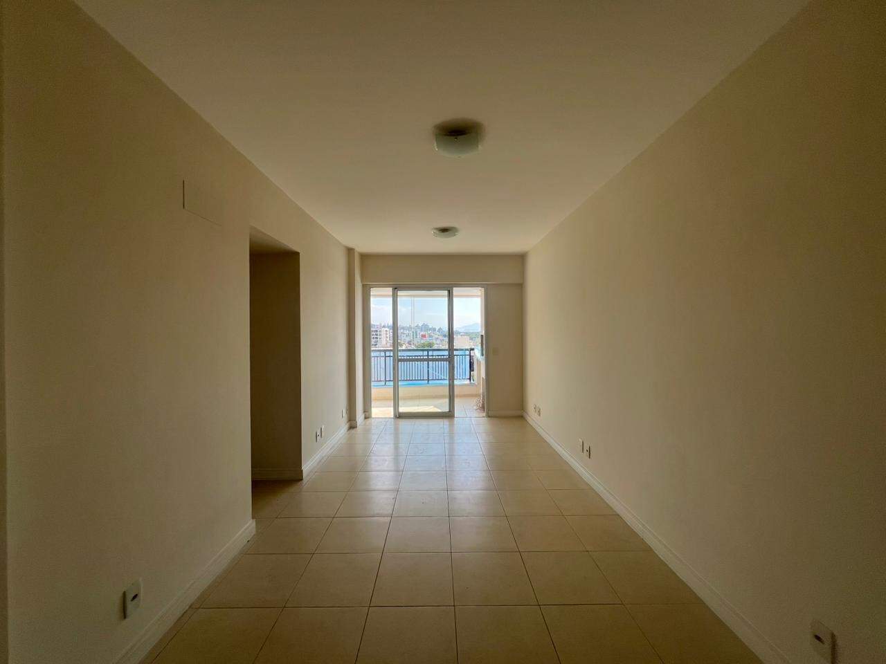 Apartamento para aluguel no Trindade: 
