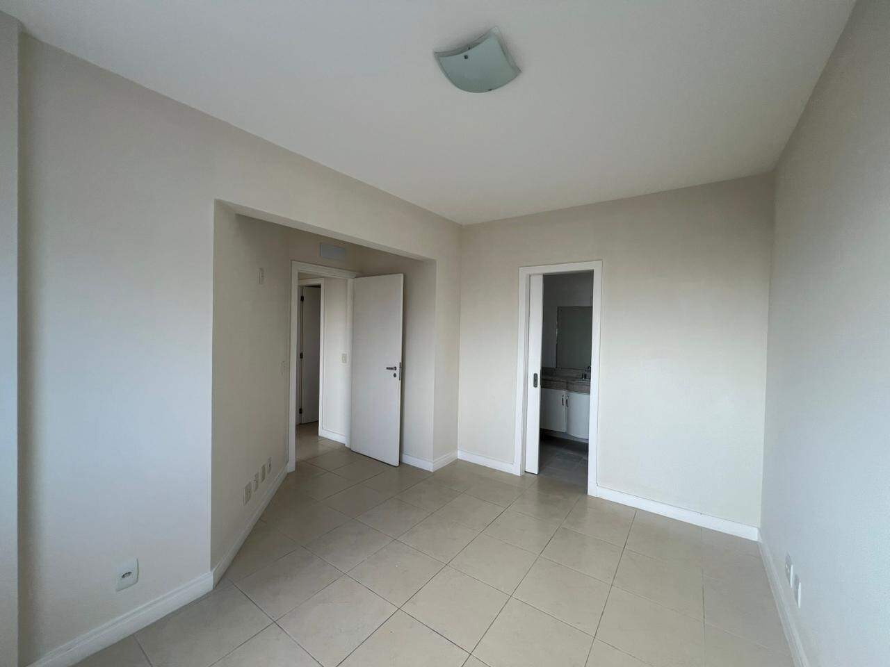 Apartamento para aluguel no Trindade: 