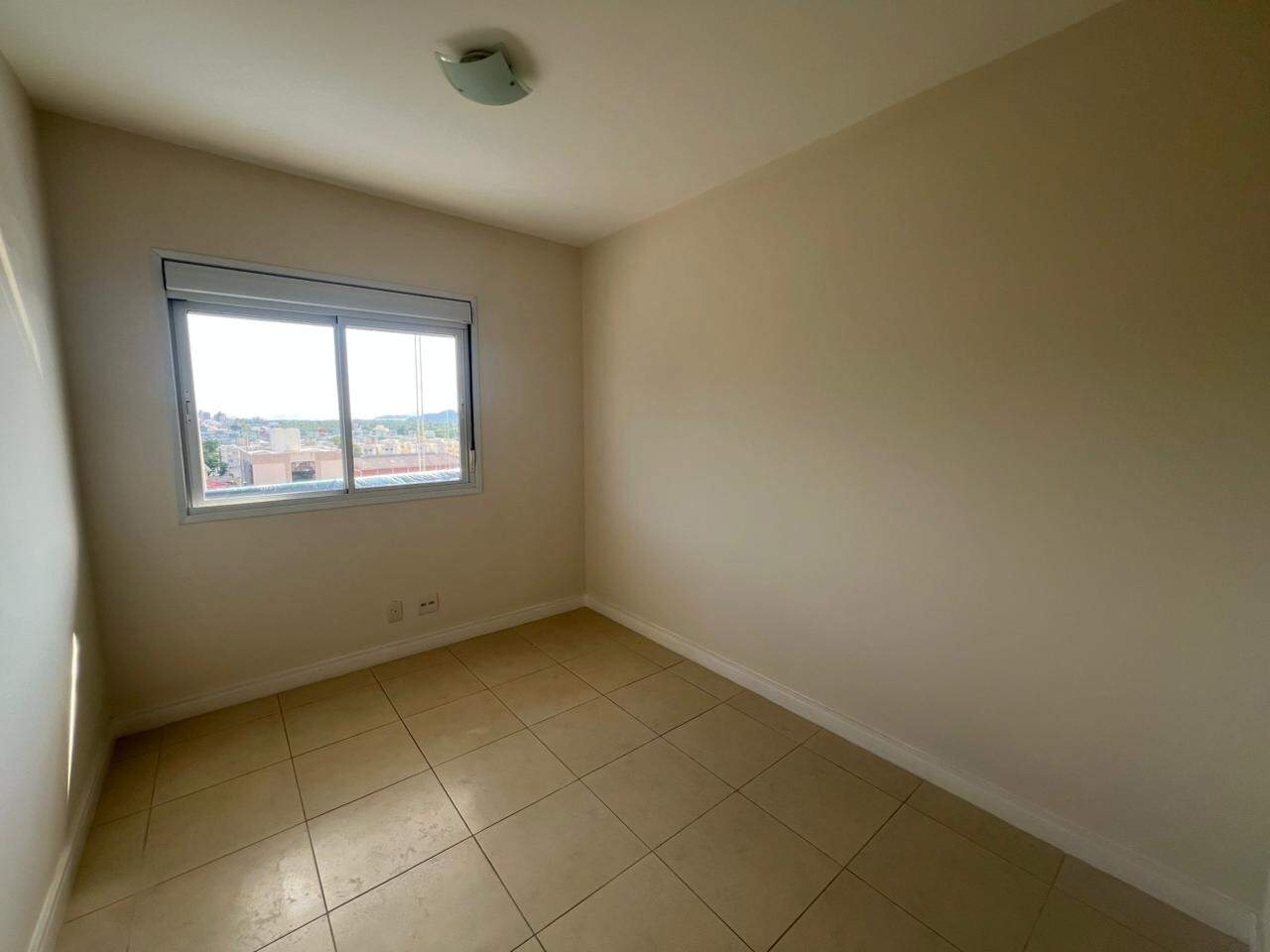 Apartamento para aluguel no Trindade: 