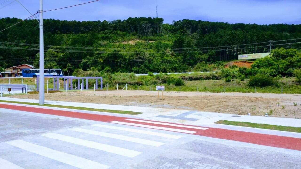Terreno à venda no Canasvieiras: 