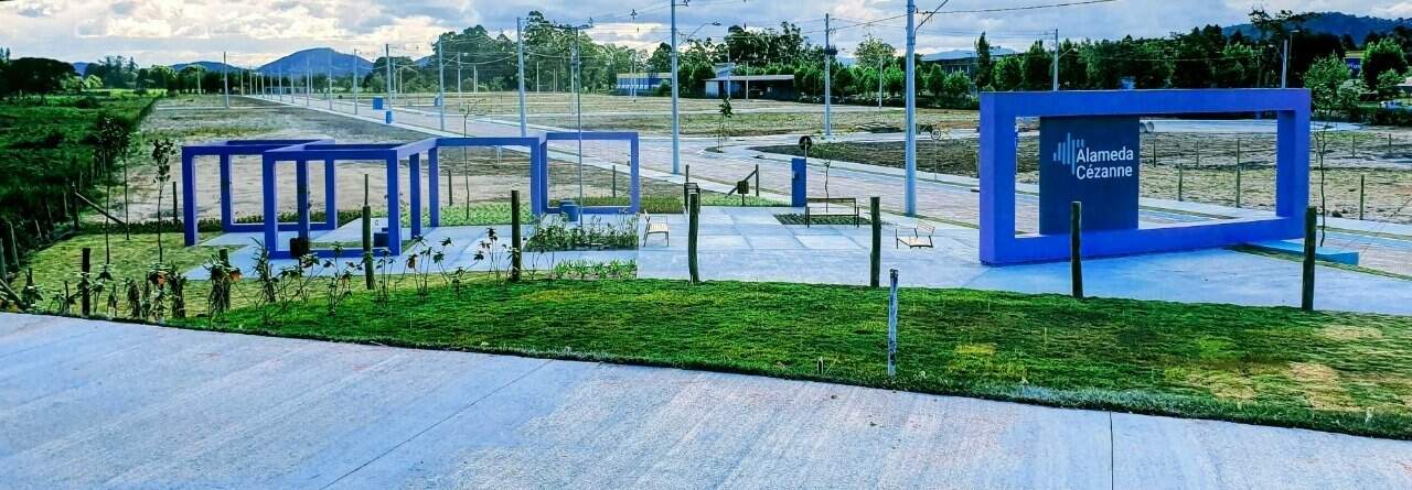 Terreno à venda no Canasvieiras: 