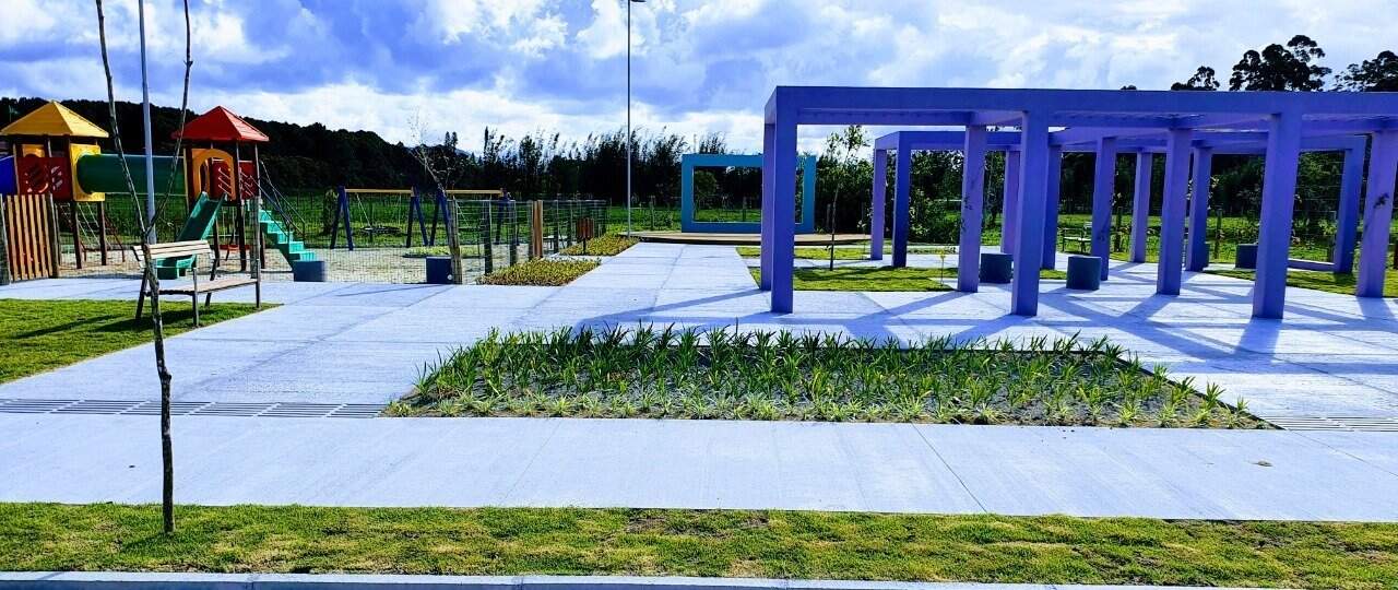 Terreno à venda no Canasvieiras: 